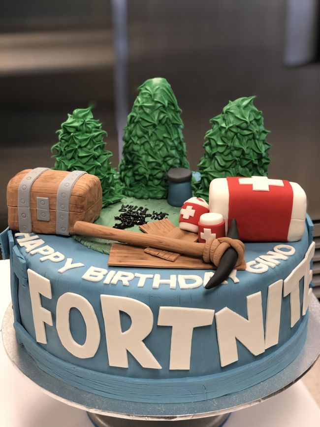 Fortnite video game birthday cake